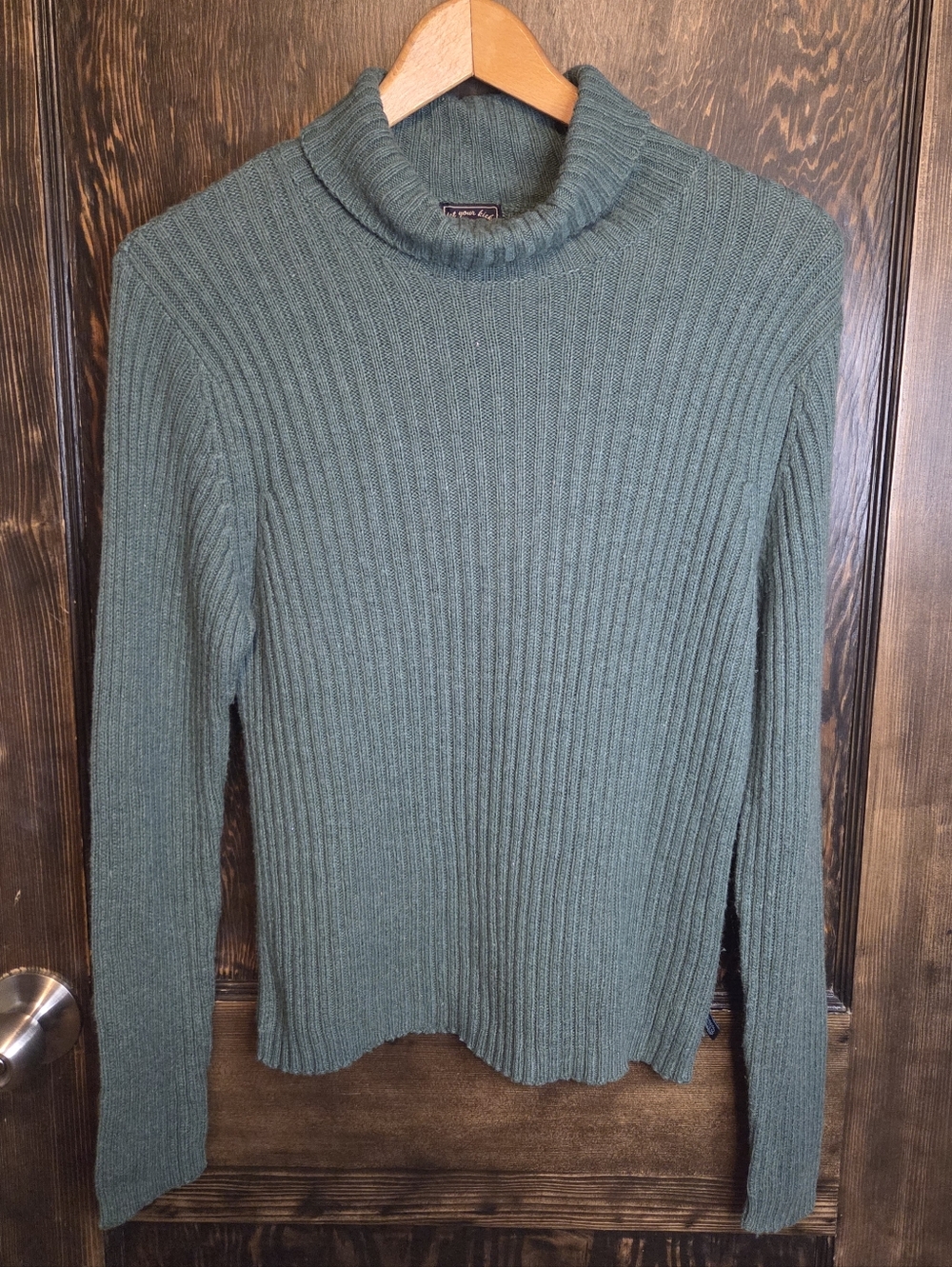 Vntg Women's Route 66 Long Sleeved Ribbed Turtle/Cowl Neck Sweater in Light Teal